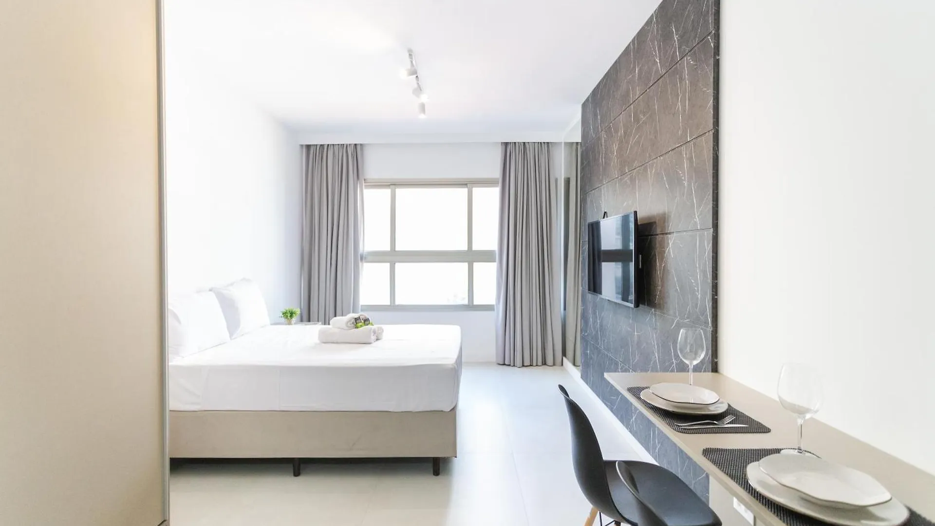 Inspire Ibirapuera - Studios Por Temporada contacts